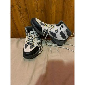 Denali Women's Hiking Boots size 10